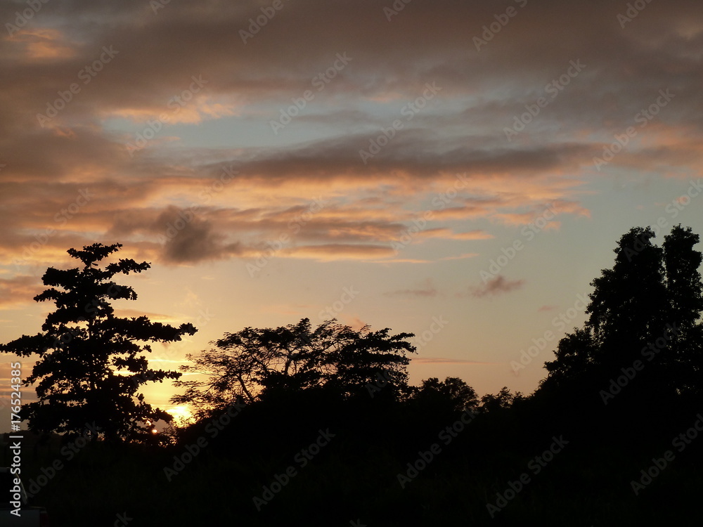 Coucher de Soleil au Lamantin