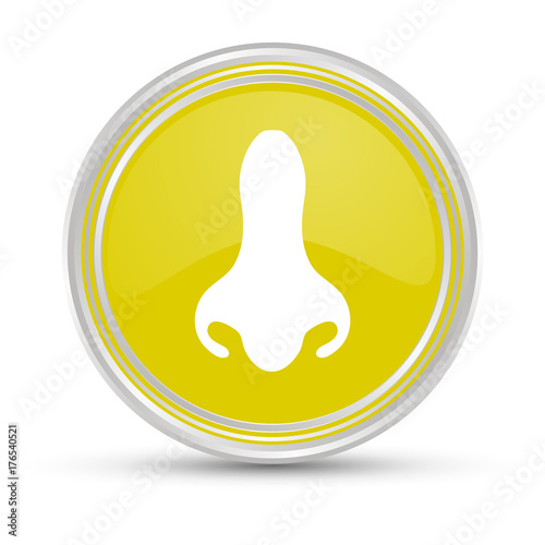 Gelber Button - Nase