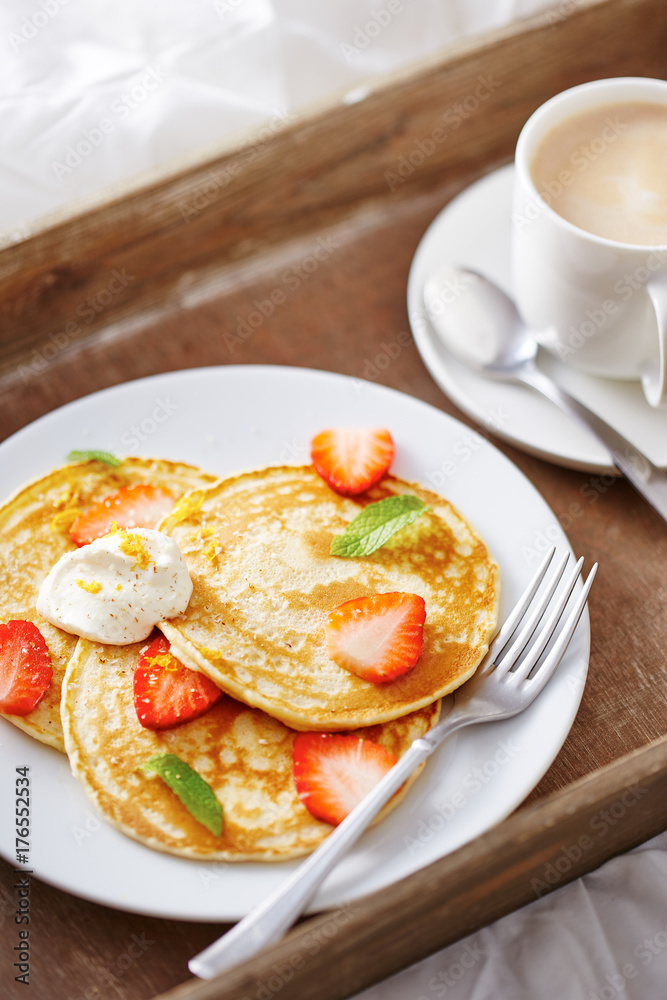 Pancakes with strawberry Pancakes with strawberry