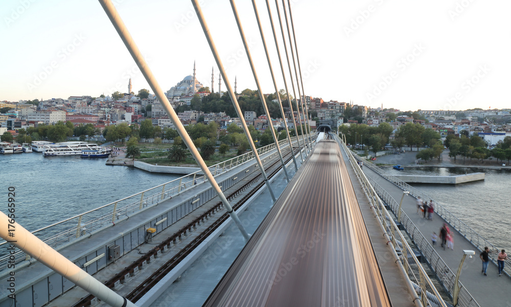 Obraz premium Golden Horn Metro Bridge in Istanbul, Turkey