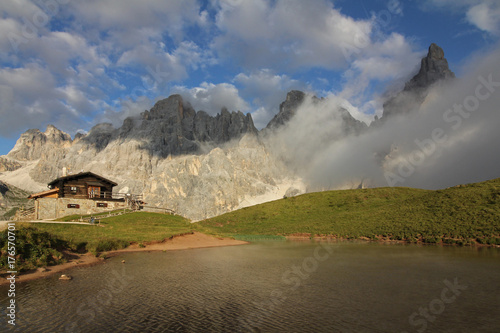 le Pale (Cima Burelloni, Vezzana e Cimon de la Pala) dal Passo Costazza photo