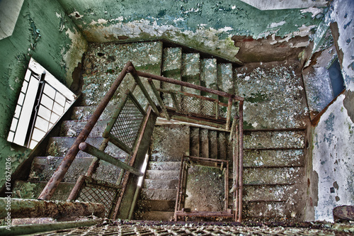 Canvas Print Rusting Stairs, Abandoned Lunatic Asylum, Weston, West Virginia
