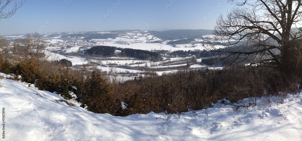 Fototapeta premium Paysage Jurassien glacé