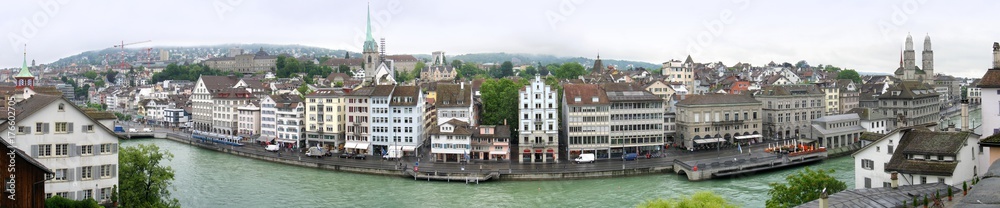 Fototapeta premium Panorama of architecture of Zurich, Switzerland