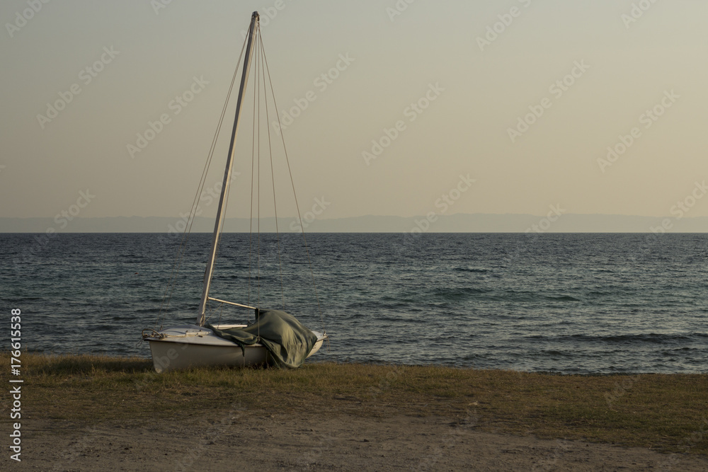 Fototapeta premium Boat at Nikiti Beach