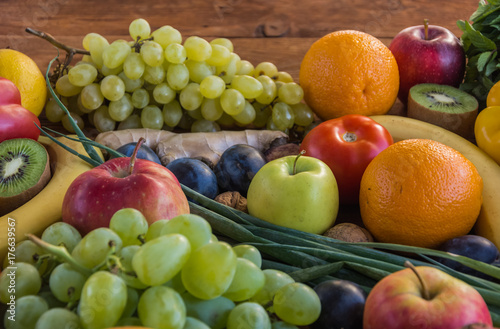 Fototapeta Naklejka Na Ścianę i Meble -  Assortment of fresh fruits