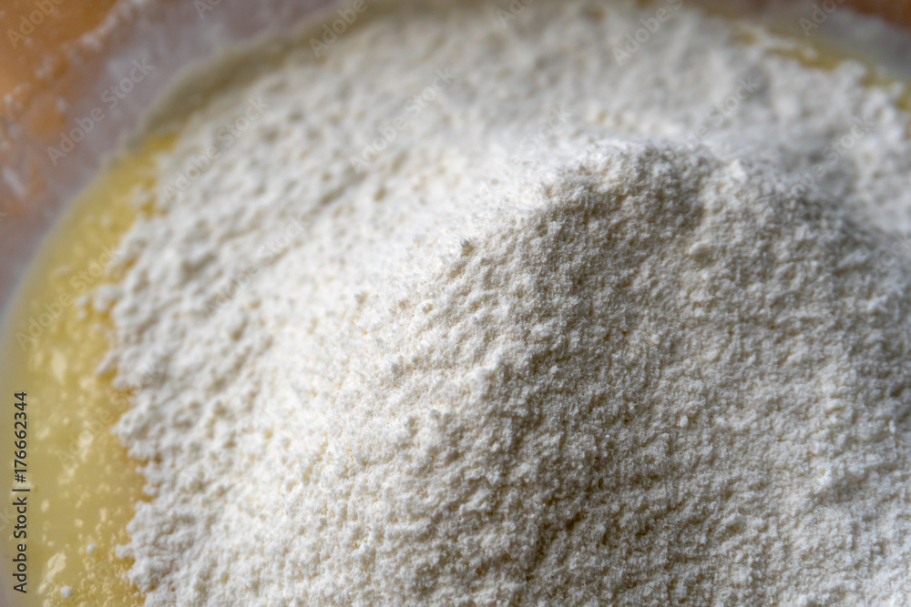 batter with unmixed flour