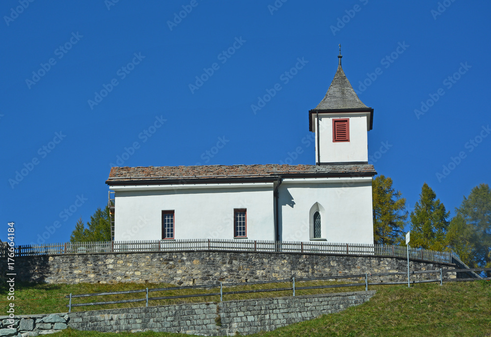 Kirche Wergenstein im Val Schons