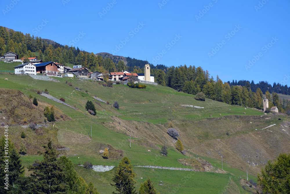 Das Dorf Mathon, Graubünden