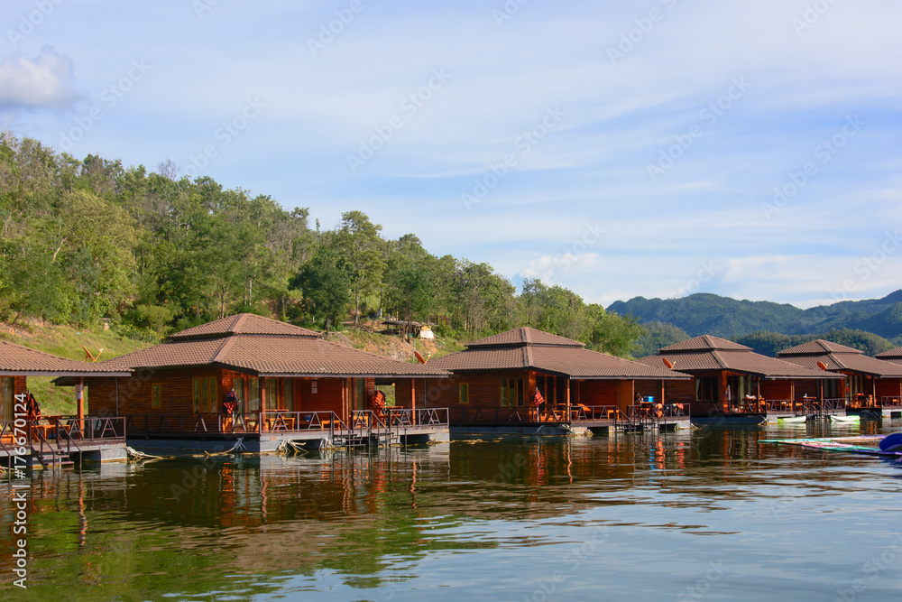 Resort wooden house floating on the Srinakarin Dam, kanchanaburi, thailand