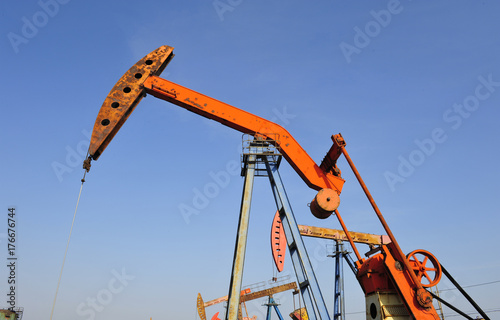 The oil pump © qiujusong