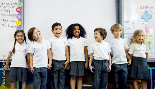Slika na platnu Happy kids at elementary school