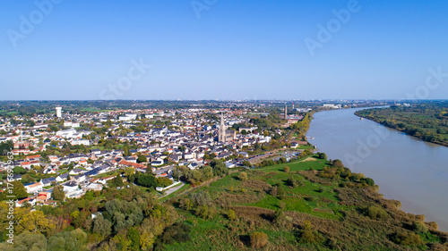 Photo aérienne de Couëron, en Loire Atlantique © altitudedrone