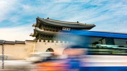 Time lapse of Gwanghwamun Gate and traffic in Seoul, South Korea. zoom in