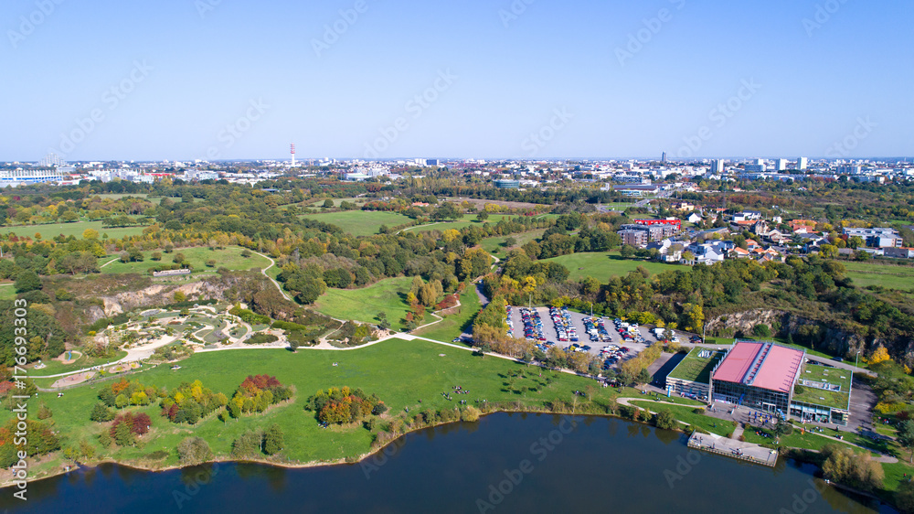 Photographie aérienne du parc de la Carrière, à Saint Herblain