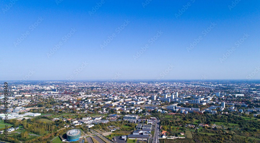 Panorama aérien de la ville de Nantes, en Loire Atlantique