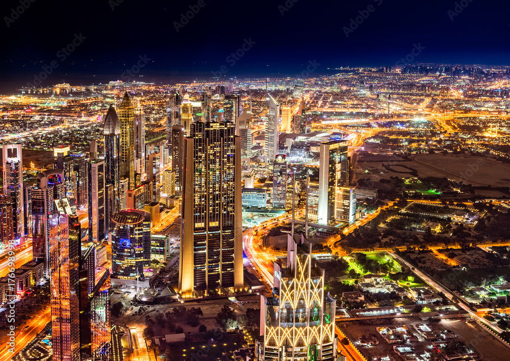 Obraz premium Dubai Skyline in lights 3