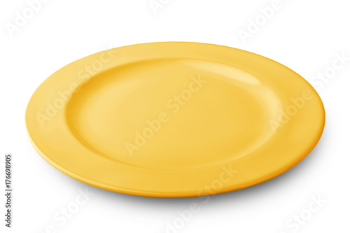 Simple white circular plate with clipping path