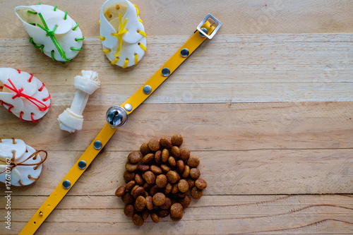 Dog snacks, yellow collar a...