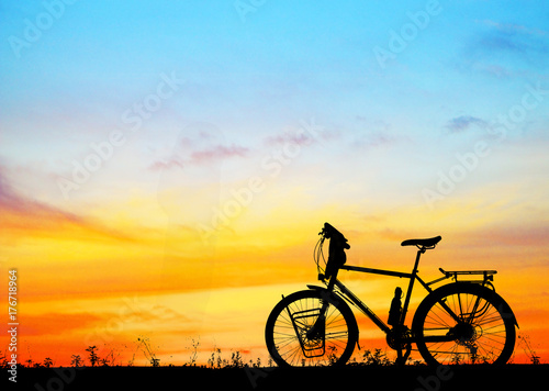 Wallpaper Mural silhouette vintage bike on blurry  sunrise background Torontodigital.ca