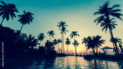 Beautiful twilight at a tropical beach. © De Visu