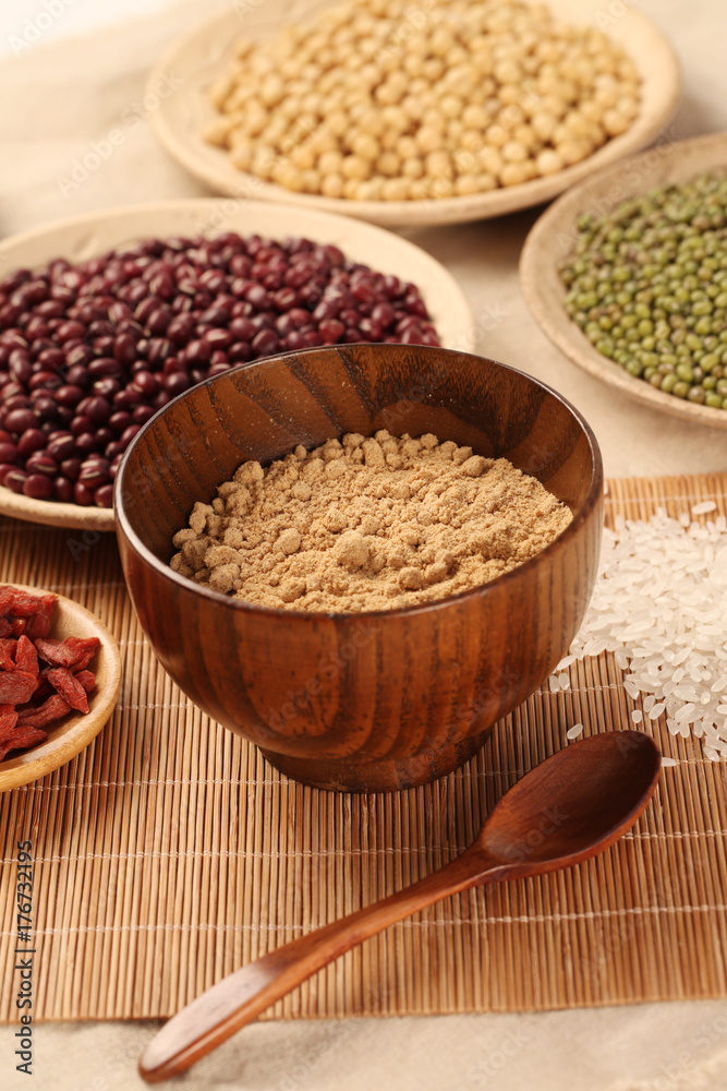 Black rice ,rice, millet, beans, goji (wolfberry), and grind up those to make some kind of healthy food flour. It is a popular food in China, and named wugufen. Black rice ,rice, millet, beans, goji (wolfberry), and grind up those to make some kind of healthy food flour. It is a popular food in China, and named wugufen.