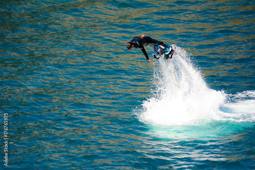 dolphin style during a flyboard show