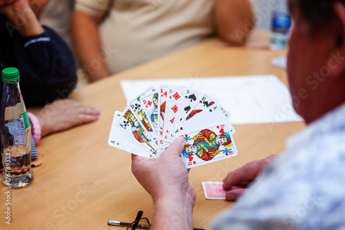 people play cards photo