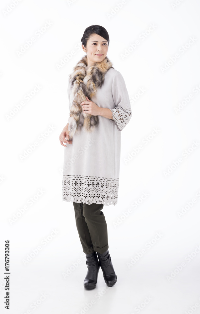30代後半の日本人女性 Stock Photo Adobe Stock