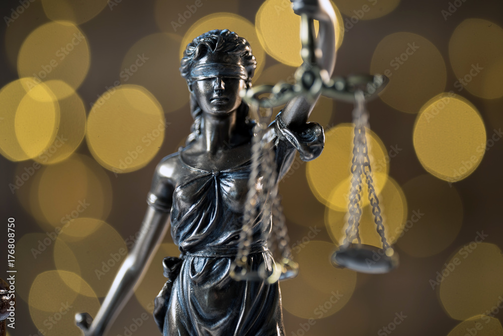 Obraz premium Themis in the Lawyer Office