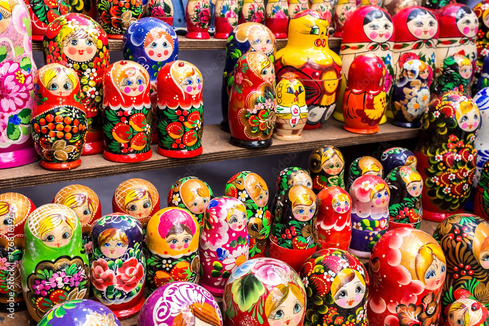 Fototapeta premium traditional russian dolls figures, gift shop