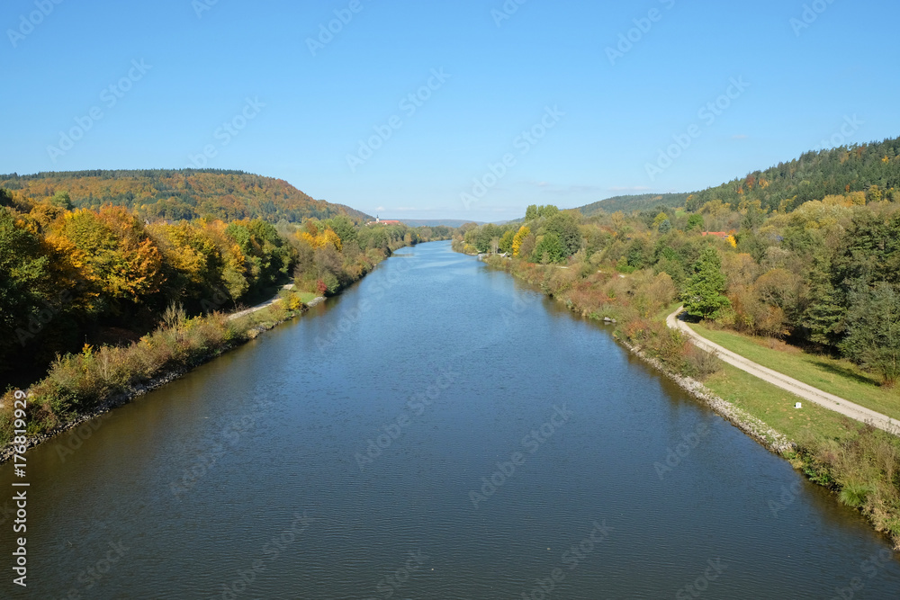 Main- Donau- Kanal im Herbst