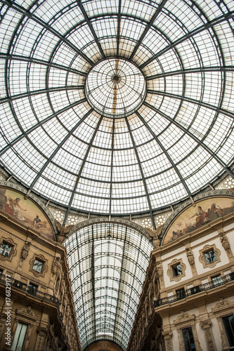 Galerie Victor Emmanuel Milan  Italie