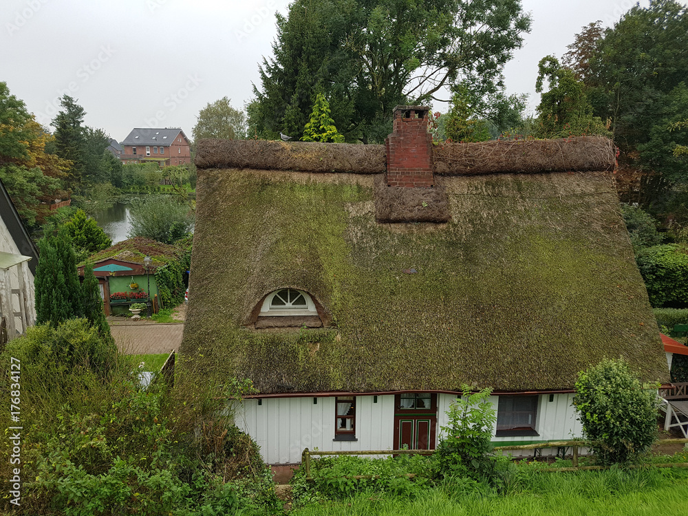 Reetdachhaus, Friesenhaus, Niedersachsen, Altes, Haus Reetdachhaus, Friesenhaus, Niedersachsen, Altes, Haus