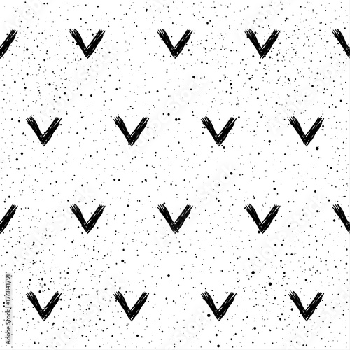 Abstract doodle seamless patten background. Monochrome black and white pattern