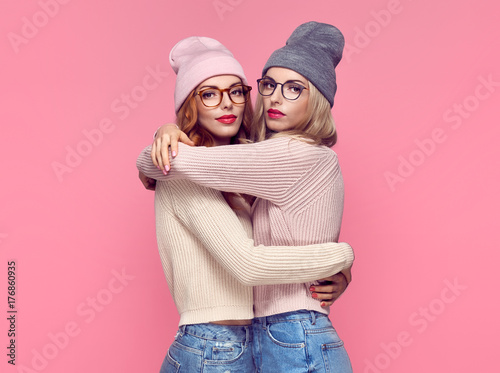 Fashion Young Woman Hugging In Stylish Autumn Outfit Pretty Sisters