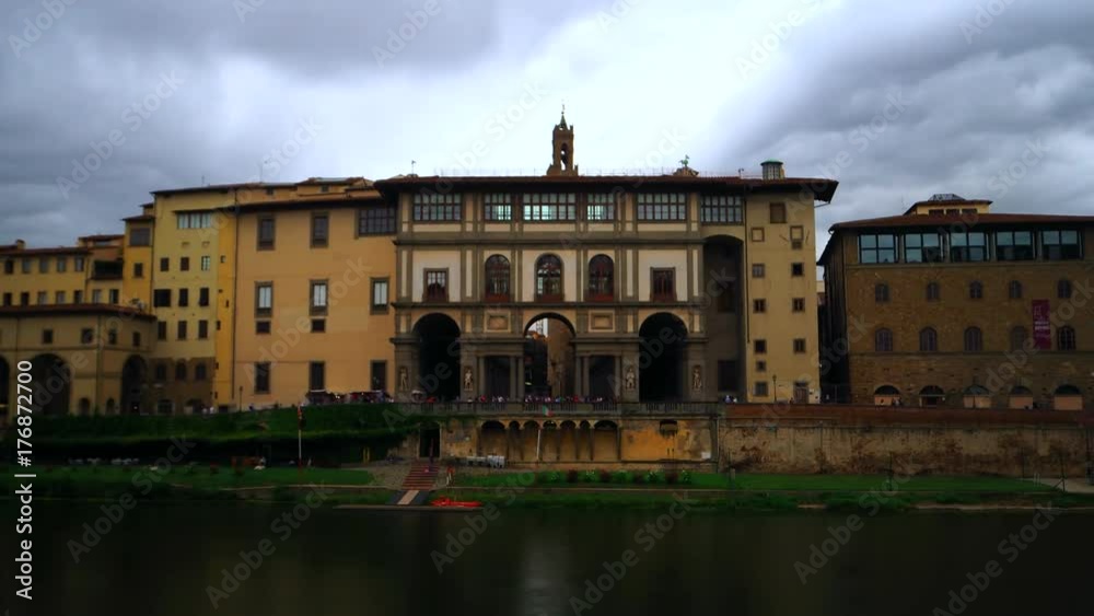 Time lapse of Uffizi Gallery, Florence Time lapse of Uffizi Gallery, Florence