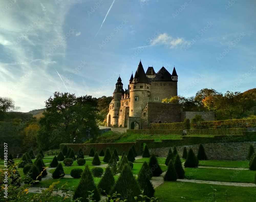 Romantic medieval castles of Germany - Burresheim in Rhein valley