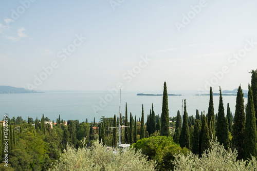 Panorama del lago di Garda - Veduta dal Vittoriale degli Italiani photo