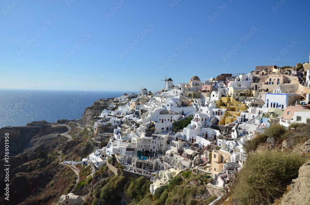 CRÉPUSCULE SUR LE VILLAGE D'OIA SANTORIN GRECE