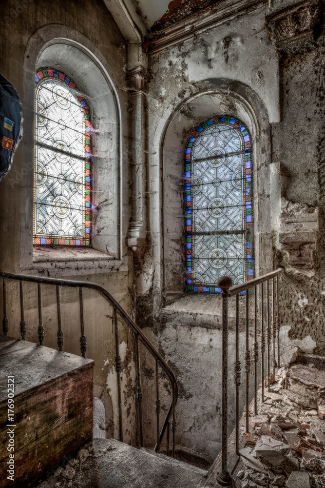 Fototapeta premium Verlassene dämonische Kapelle