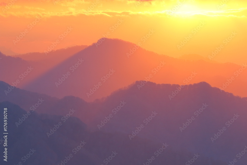 夜明けの山並み Mt.Chokai, Yamagata, Japan
