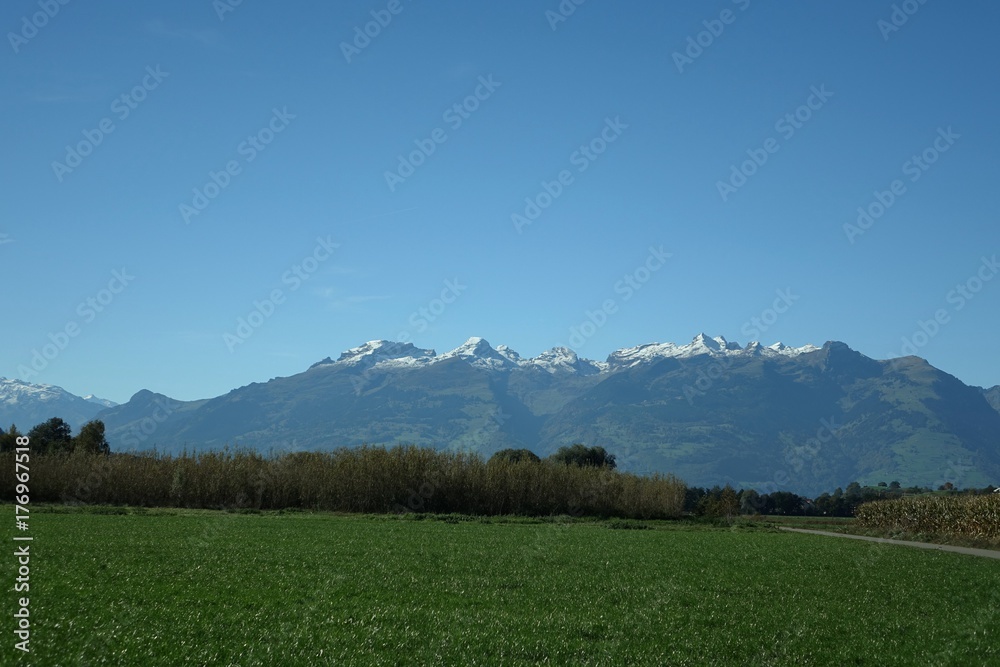 Fototapeta premium landschaft in der schweiz