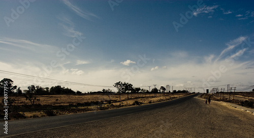 Kenya Road runnings through the wild Mara region