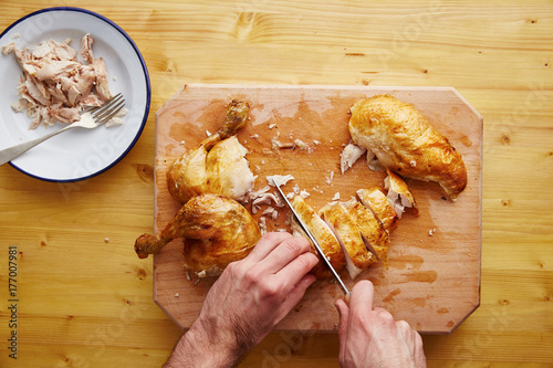 Cutting roast chicken