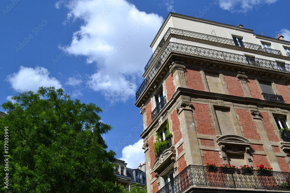 Idyllic residential buildings in Paris, in 18th arrondissement, in Montmartre district, France