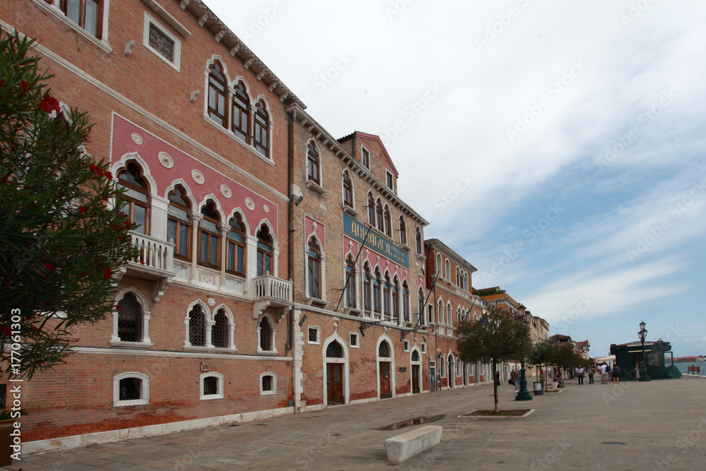 venice, buildings and inner streets e