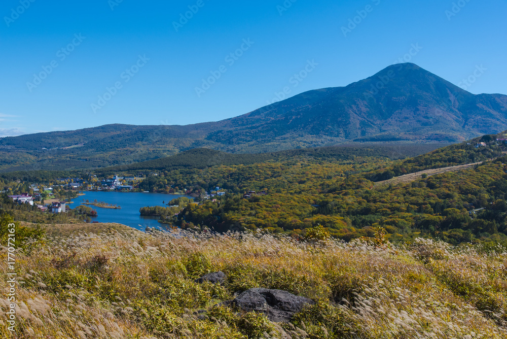 白樺湖と蓼科山 白樺湖と蓼科山
