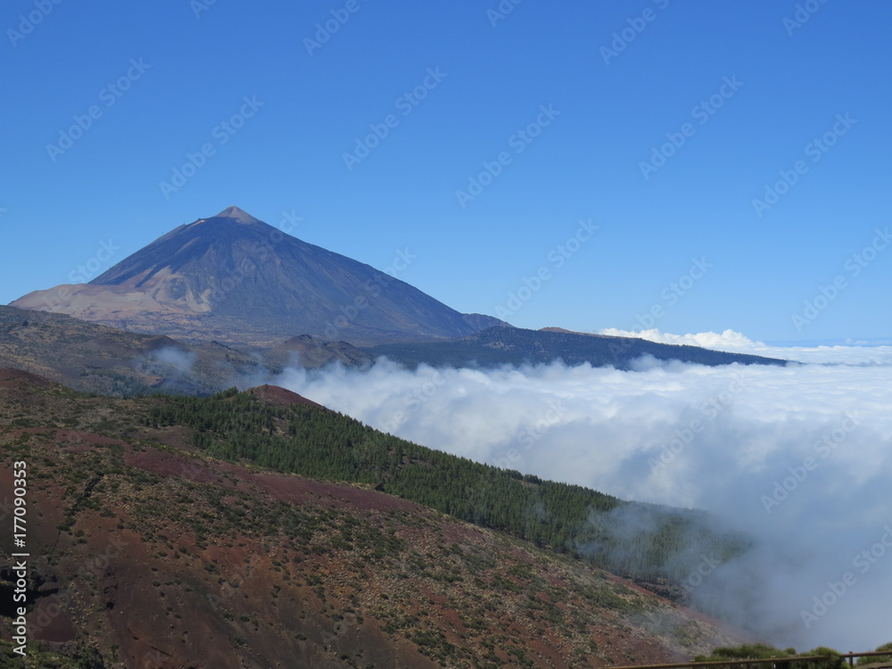 Mountain. Teide volcano on Tenerife. Canary Islands. (The Vast Russia! Sergey, Bryansk.) Mountain. Teide volcano on Tenerife. Canary Islands. (The Vast Russia! Sergey, Bryansk.)
