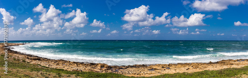 Fototapeta Naklejka Na Ścianę i Meble -  Landscape: Panorama of the sea shore near Paphos. Cyprus.